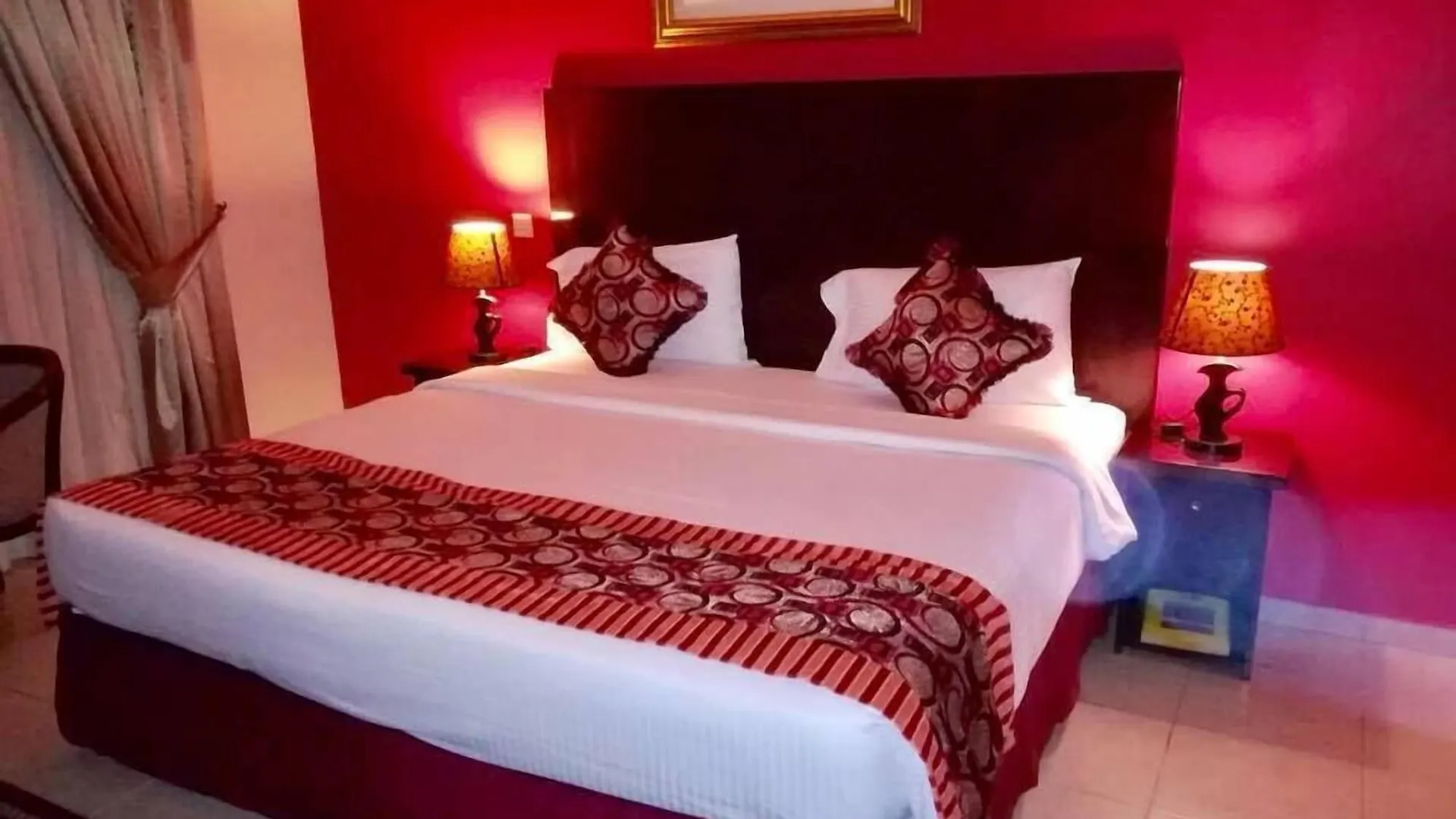 Icon Hotel Apartments Dubai